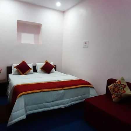 B R Inn Bangalore Dış mekan fotoğraf