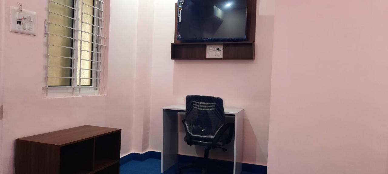 B R Inn Bangalore Dış mekan fotoğraf